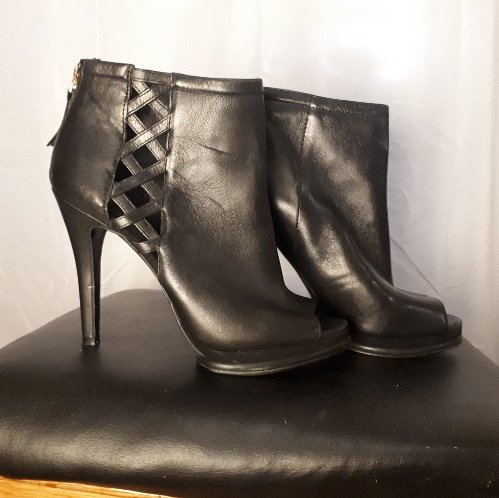 Nine West ankle boot